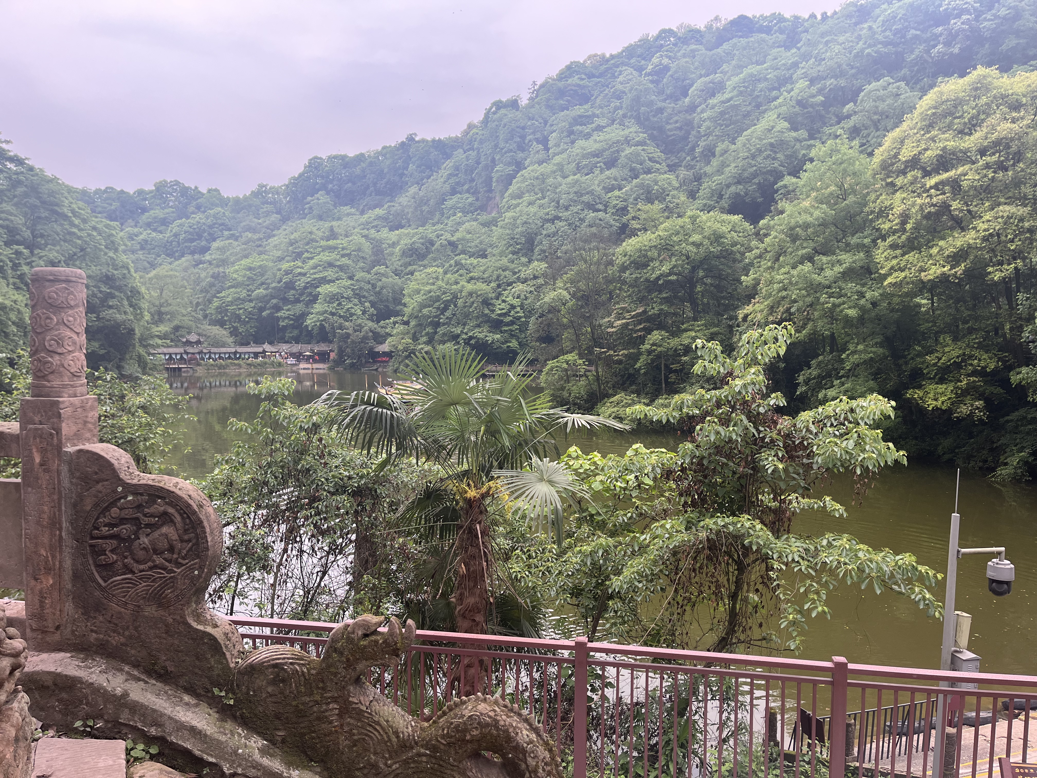月城湖
