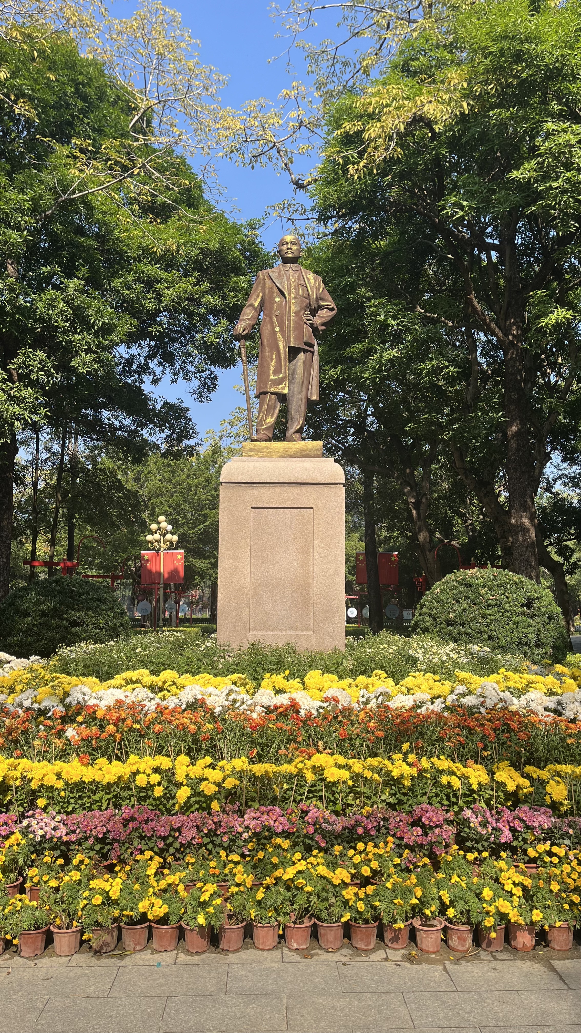 孙中山先生雕像